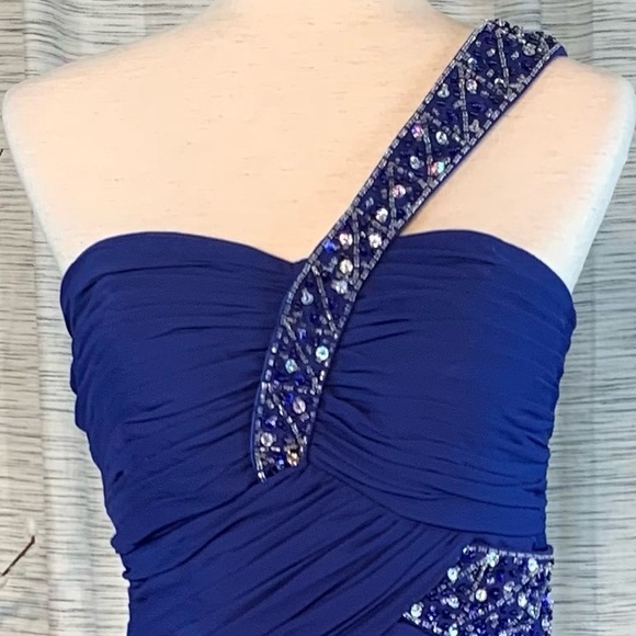 JJ’s House solid blue one shoulder party dress. - Picture 3 of 16